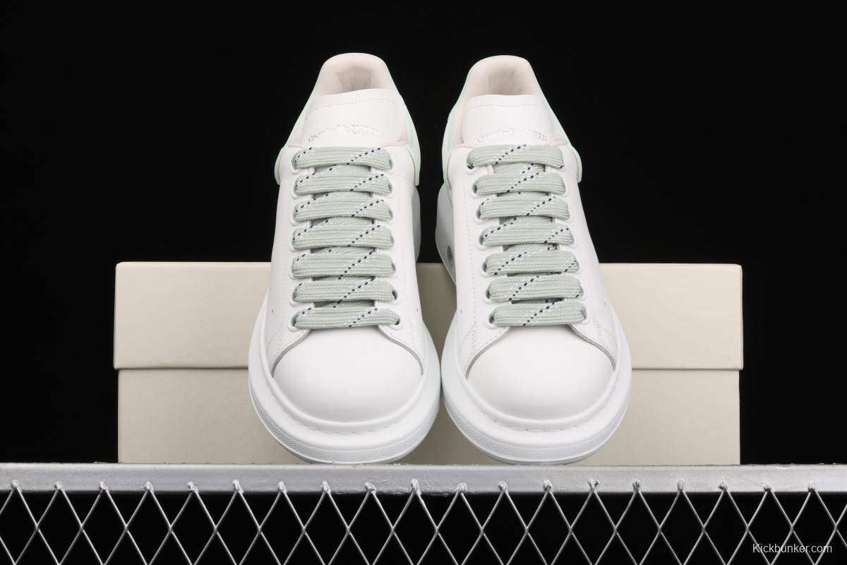 Alexander McQueen White and Green drop Molding