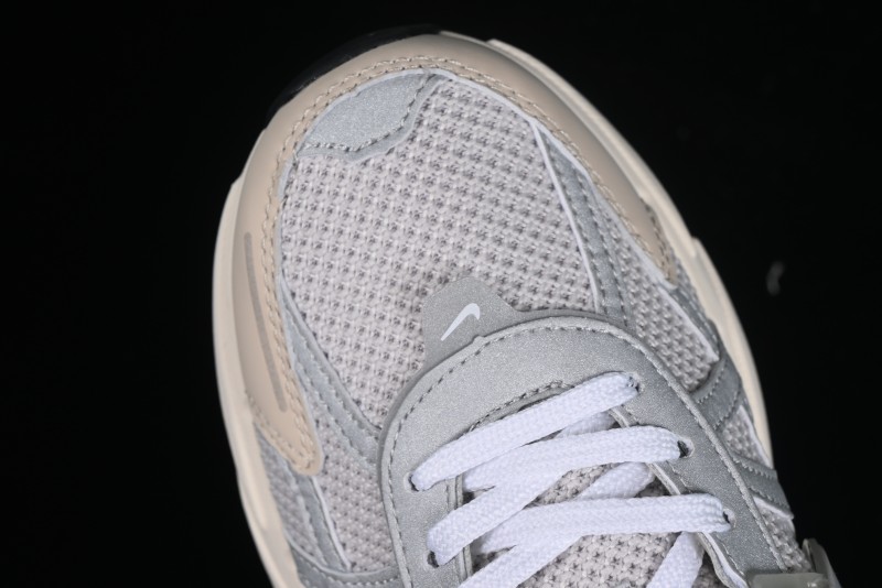Nike Runtekk V2K Retro Low-Top Running Shoes with Cushlon Foam and Anti-Slip Design - HF4305-072