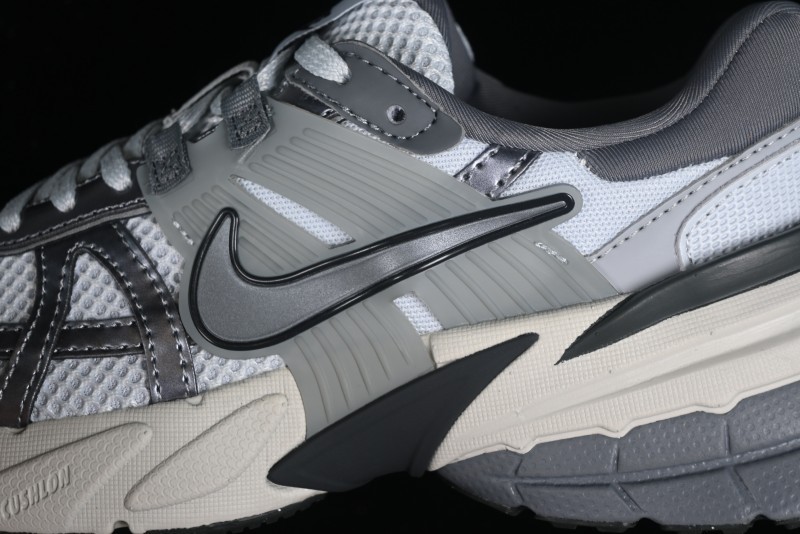 Nike V2K Runtekk 3XL Cushioned Anti-Slip Retro Low-Top Running Shoes - FD0736-003