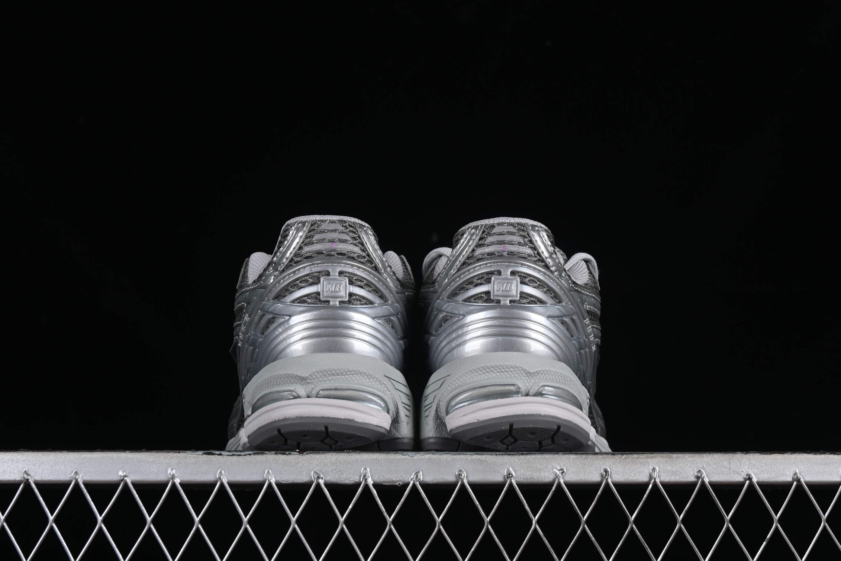 New Balance 1906 Series Retro Dad Style Casual Running Shoes - M1906REH