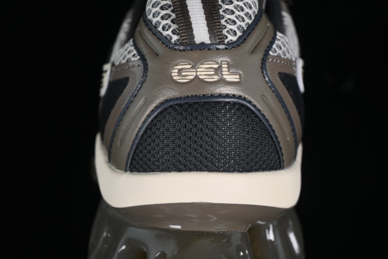 Asics Gel-Quantum Kinetic Retro Casual Sneakers with Thick Sole and GEL Scutoid Technology - 1203A270-201