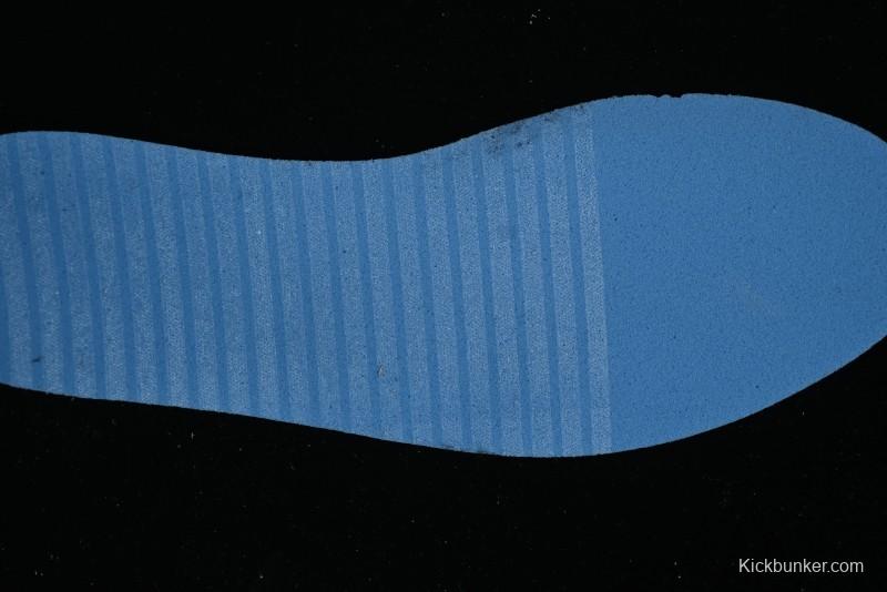 Nike Air Jordan 1 Low AJ1 Basketball Shoes with Black White Gold Swoosh - 553558-172