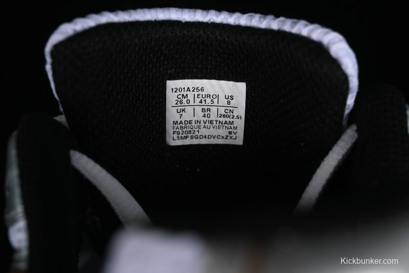 Asics Tiger GEL-1130 Low-Top Retro Running Shoes with GEL Cushioning and Durable Outsole - 1201A256-113