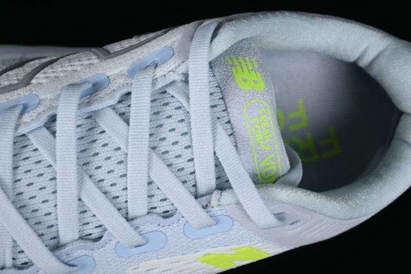 New Balance Fresh Foam x Vongo V6 Ultra-Lightweight Low-Top Casual Running Shoes - WVNGOLI6