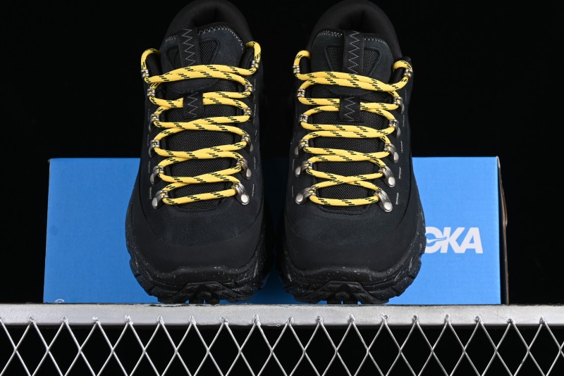 HOKA ONE ONE Tor Summit Low-Top Running Shoes with Geometric Cushioning for Stability and Traction - 1147952 BBLC