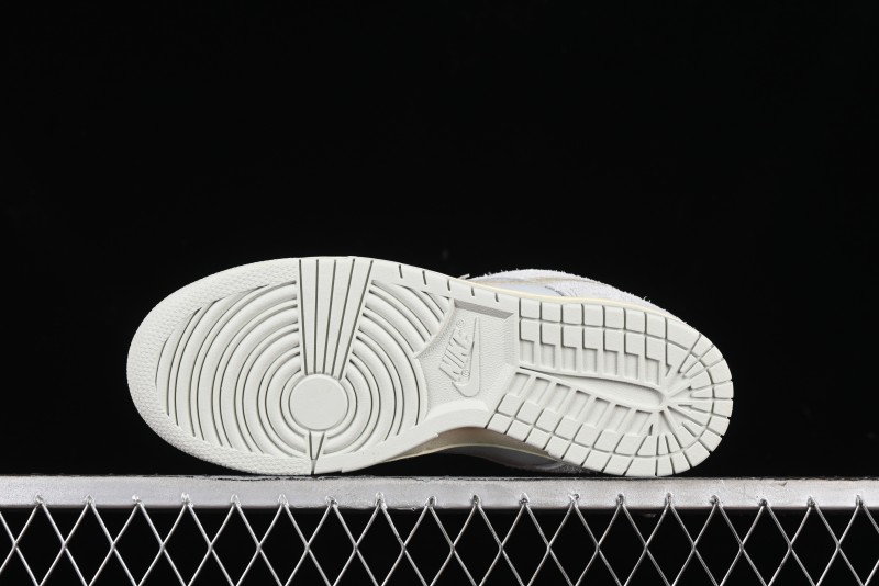Nike Dunk Low SB "Fishing" Trout Pattern Casual Skate Shoes - DV7210-001