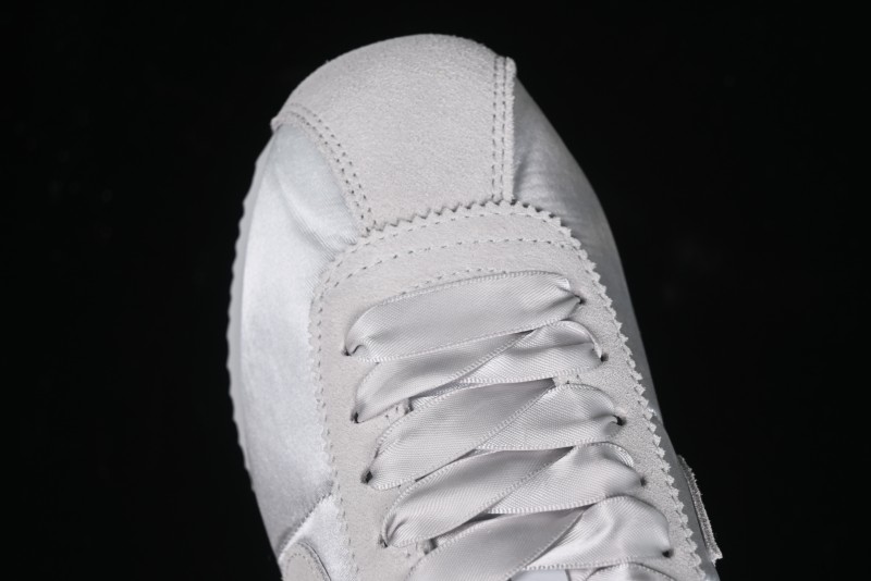 Nike Classic Cortez Leather Retro Running Shoes - FV5420-001