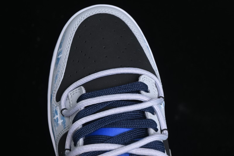 Nike Dunk Low Retro Casual Sneakers with Cosmic Star Eye Design - FQ8826-100