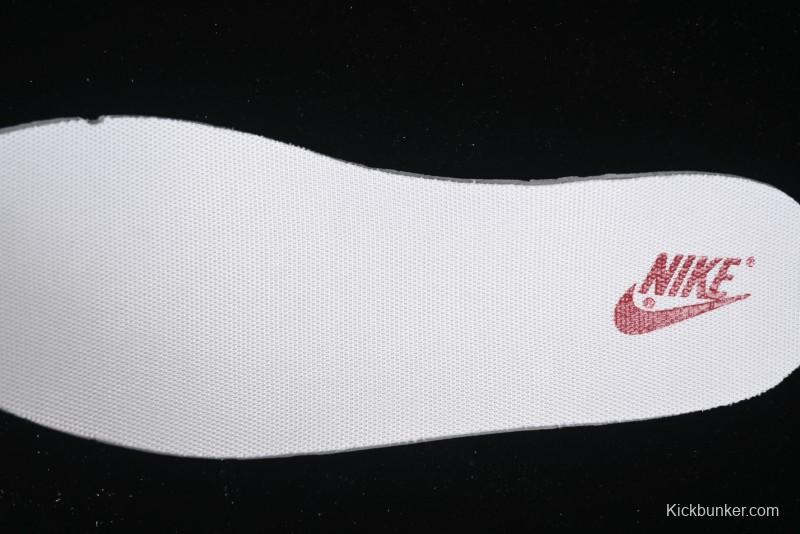 Nike SB Dunk Low Supreme Collaboration Year of the Snake Limited Edition Red Snake Print Anniversary Custom Low-Top Casual Sneakers - XS1086-015