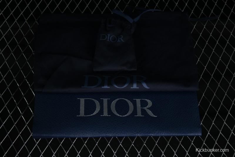Dior B30 Sneakers with Reflective CD30 Logo and Lightweight Rubber Sole - CD30