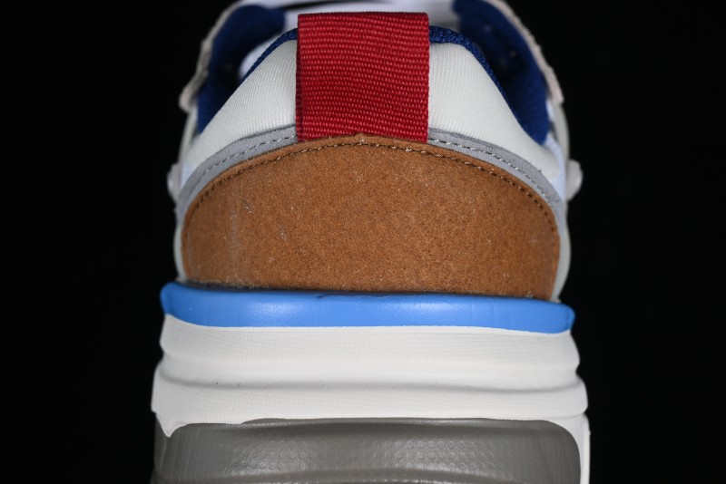 Nike Runtekk Run Retro Low-Top Running Shoes with Cushlon Foam and Anti-Slip Design - HF5724-061