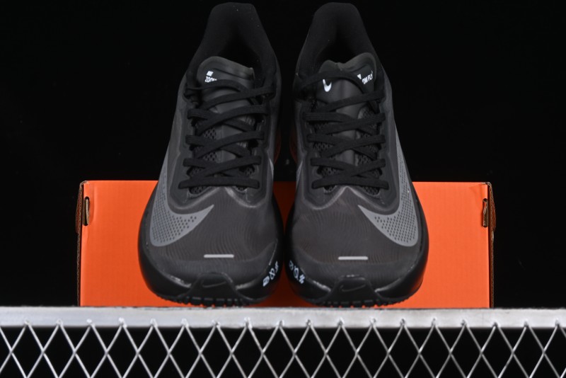 Nike Zoom Fly 6 Lightweight Responsive Running Shoes with Carbon Fiber Plate - FN8454-001