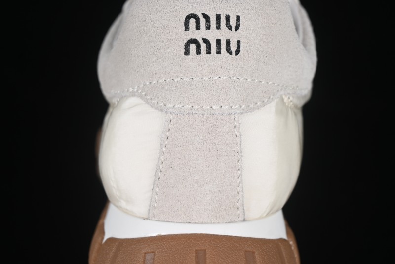 Miu Miu Suede Round Toe Lace-Up Women's Low-Top Casual Shoes in Beige - 99D4