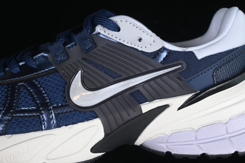 Nike Runtekk V2K Retro Low-Top Running Shoes with Cushlon Midsole and Anti-Slip Design - HJ4497-400