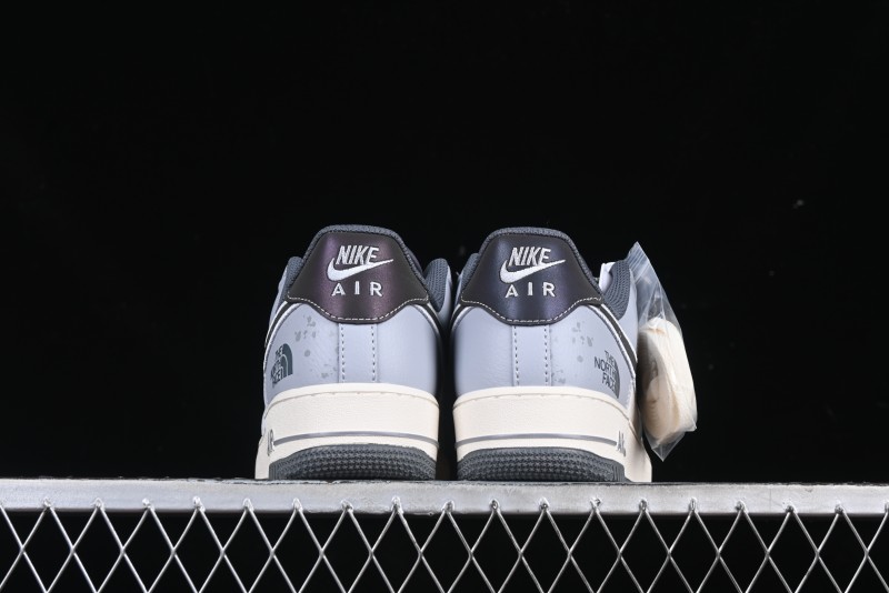 Nike Air Force 1 '07 Low The North Face Collaboration Embroidered Splash Design Casual Sneakers - DM6688-006