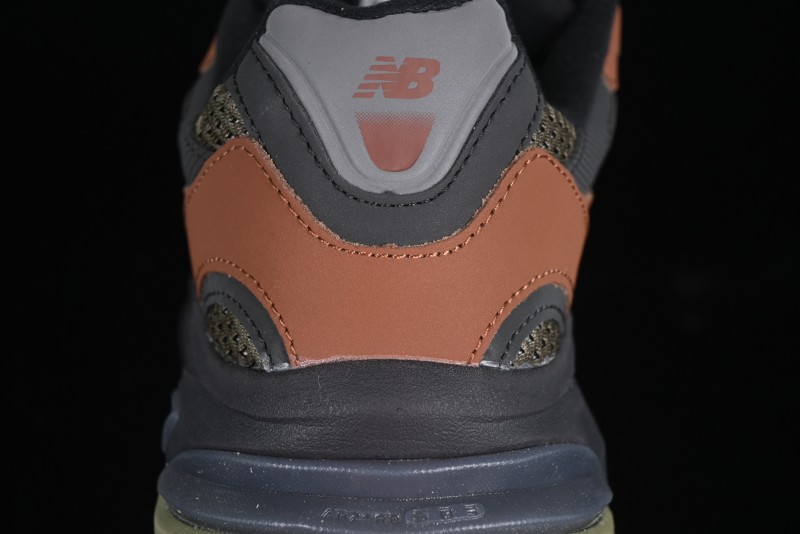 New Balance 2010 Series Retro Casual Running Shoes - U2010NB2