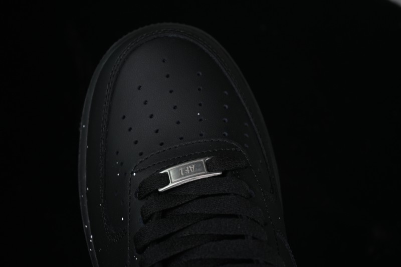 Nike Air Force 1 '07 Low Casual Sneakers with Black Splatter Design - ZH0316-046