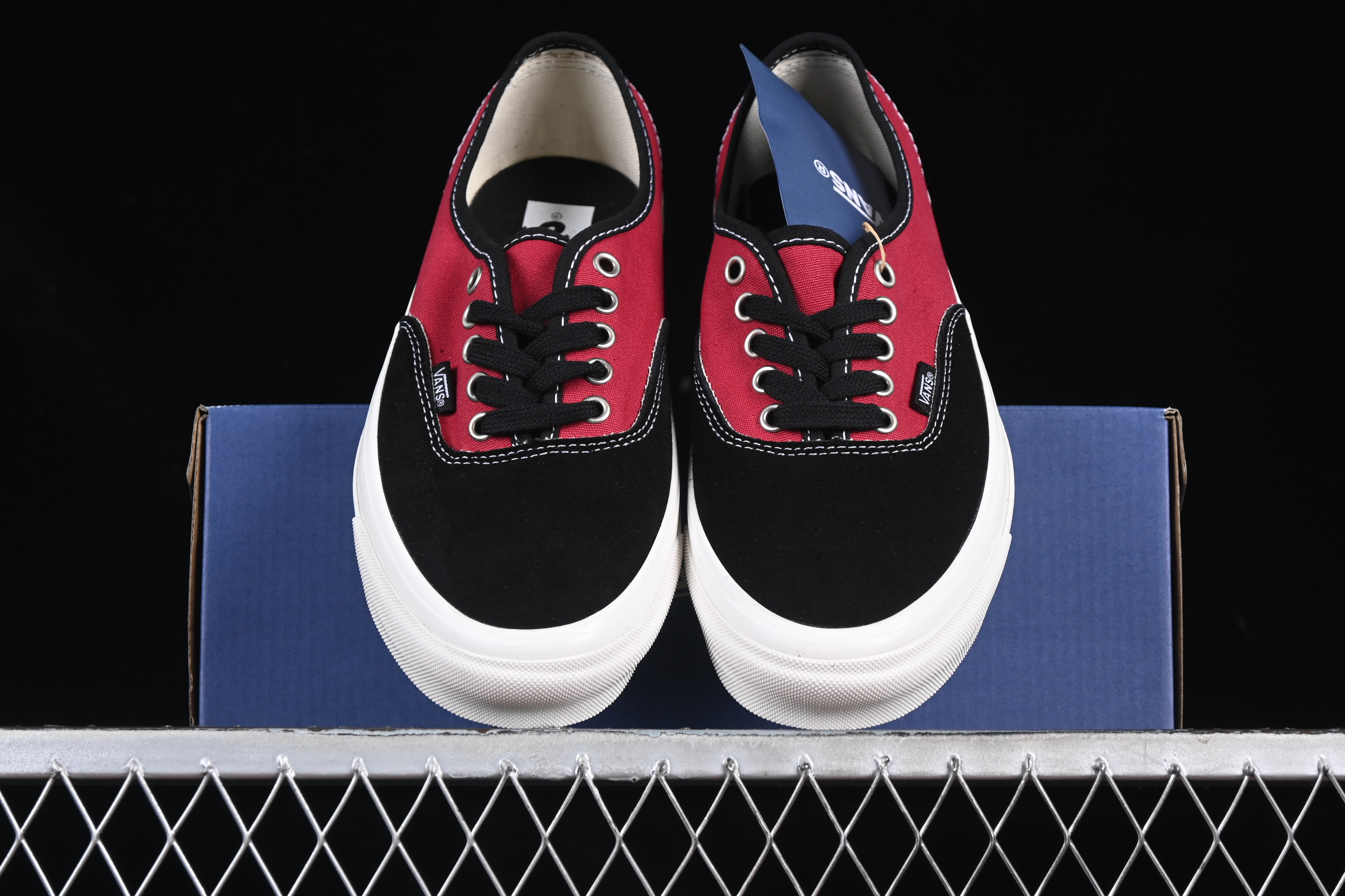 Vans Authentic Reissue 44 Low-Top Casual Skate Shoes - VN0007QYMDB