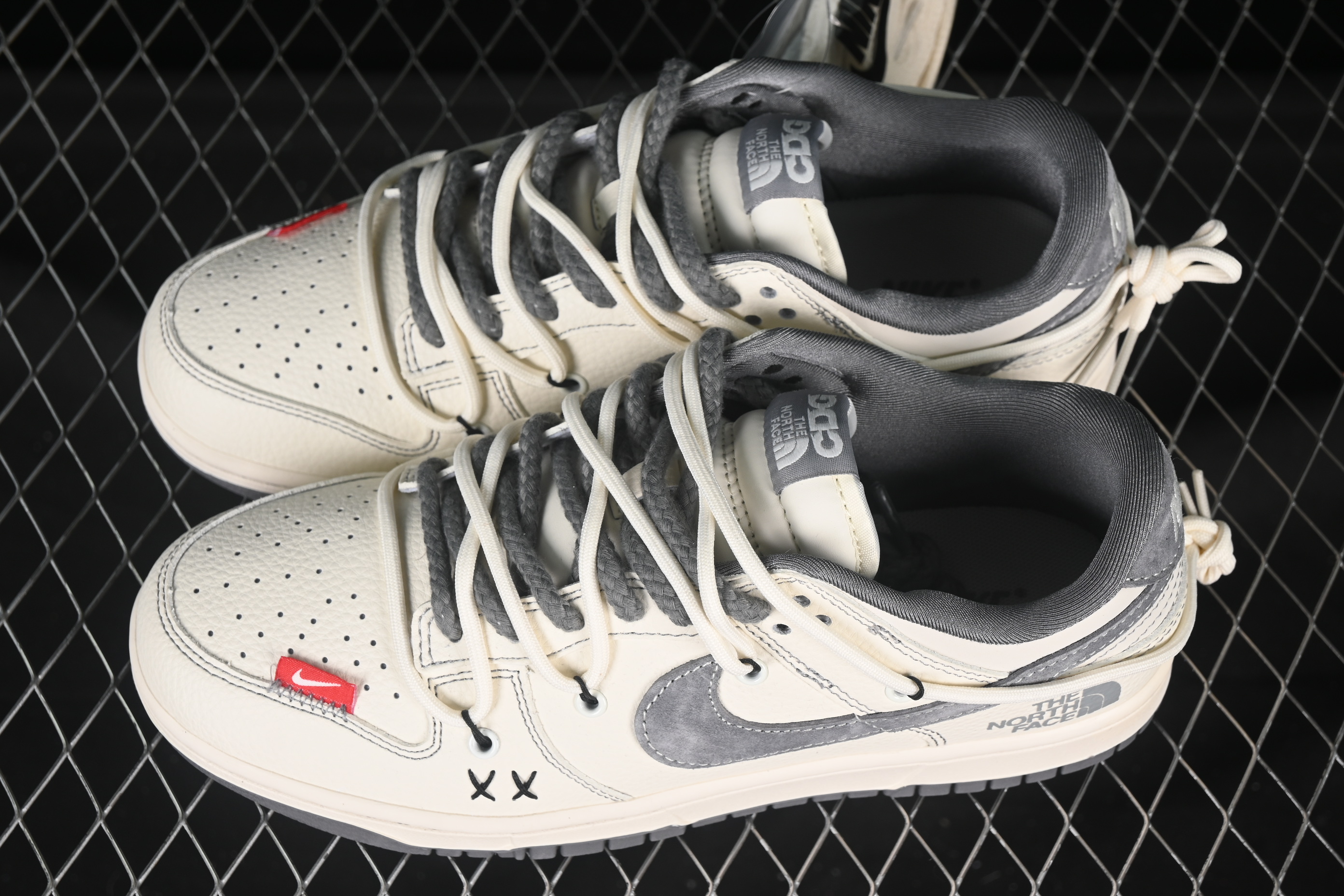 Nike SB Dunk Low The North Face Anniversary Customized Low-Top Casual Skate Shoes - YX5066-285