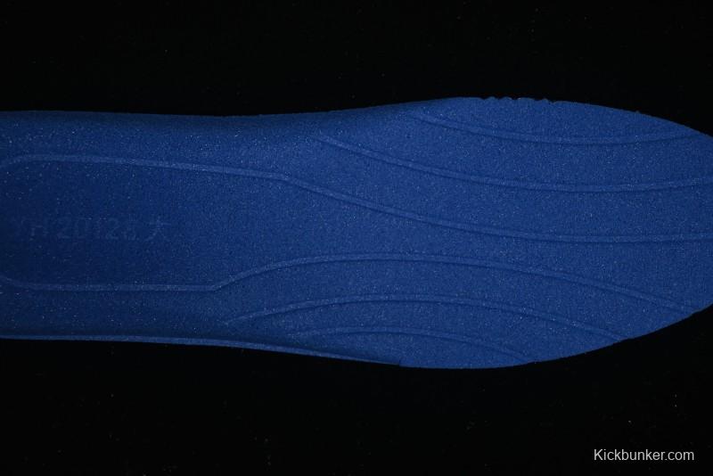 Ecco Men's Casual Series Fashion Sneakers with Shock-Absorbing Sole and Breathable Upper - 63082901002