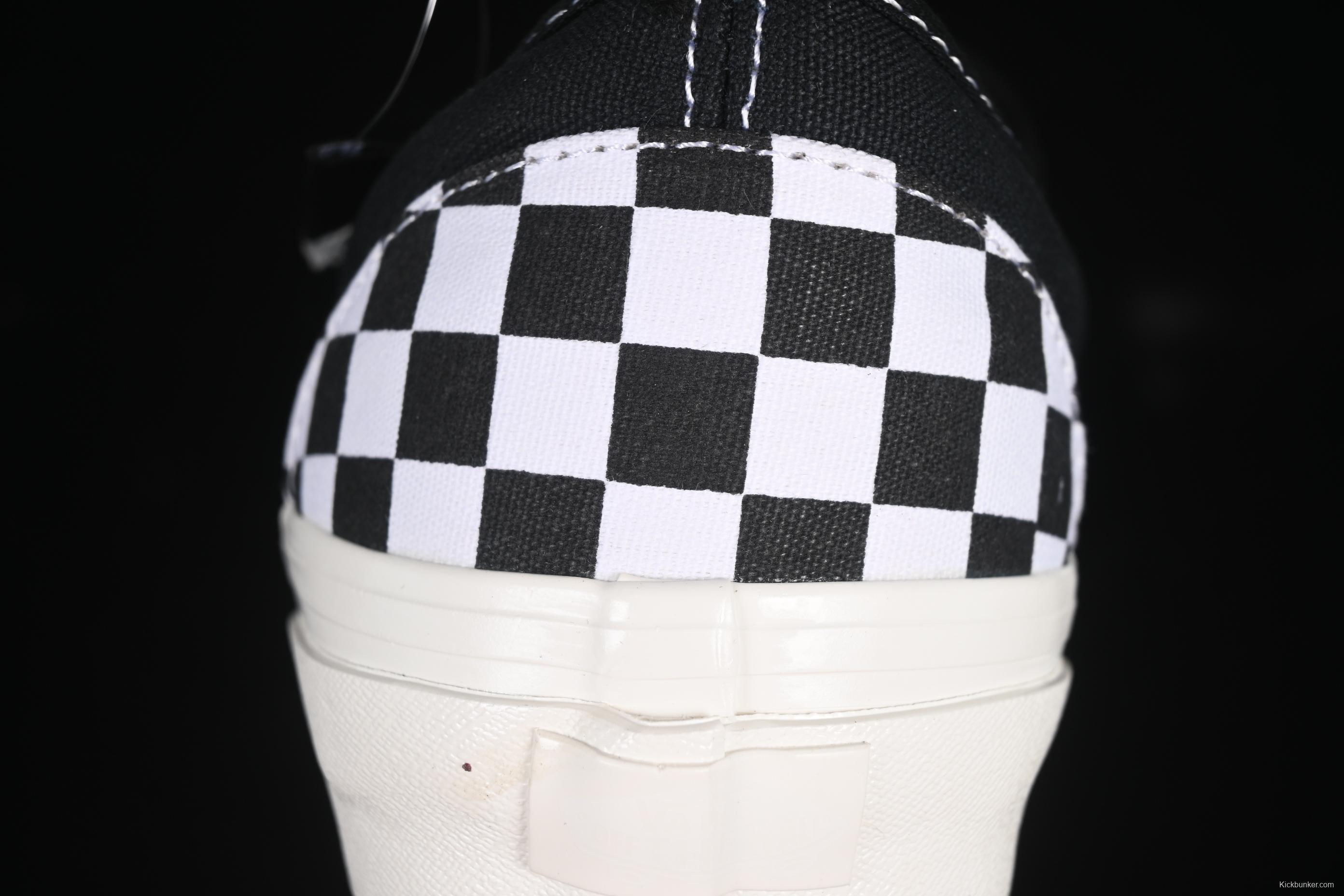 Vans Slip-On Classic Checkerboard Slip-On Casual Skate Shoes - VN0A3J9FPZR