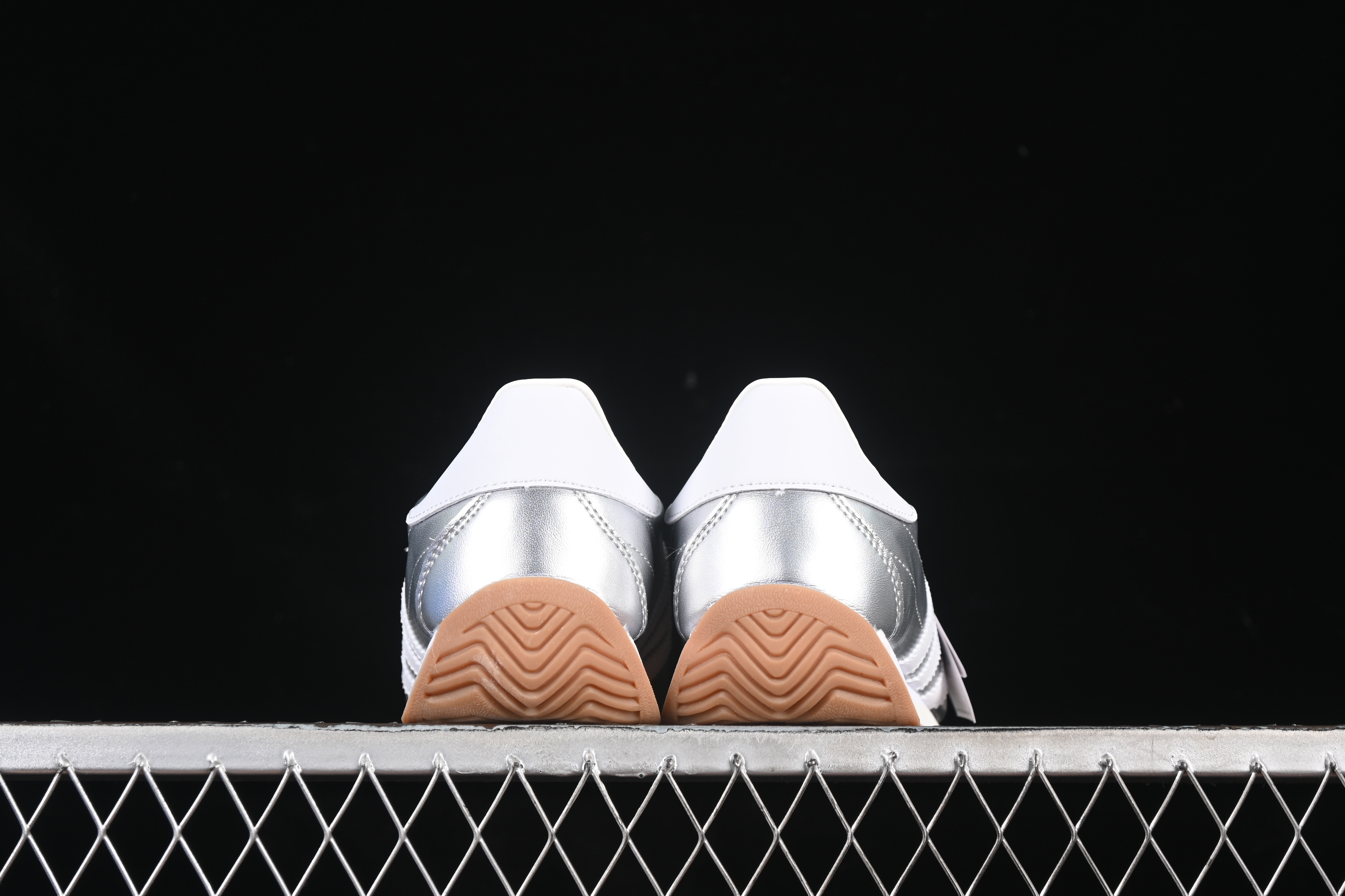 Adidas Originals Country Casual Fashion Sneakers - JP7636