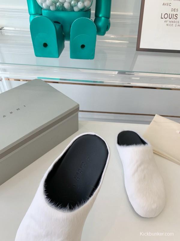 2024 Unisex Marni White Leather Slippers
