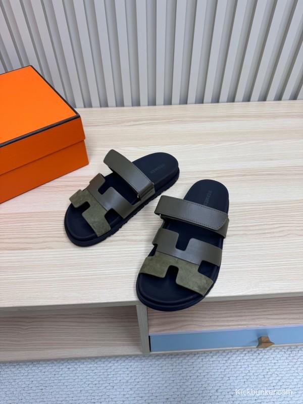2025 Women Hermès Khaki Black Leather Slippers