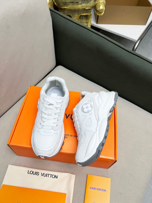 2025 Women Louis Vuitton White Leather Mesh Running Sneakers LY00340