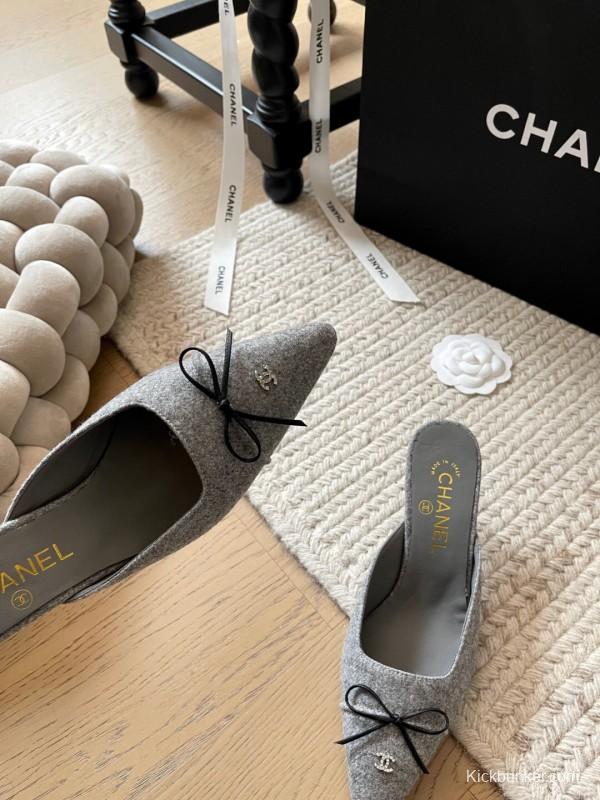 2025 Women Chanel Grey Fabric Pointed Toe Mules KFY00290