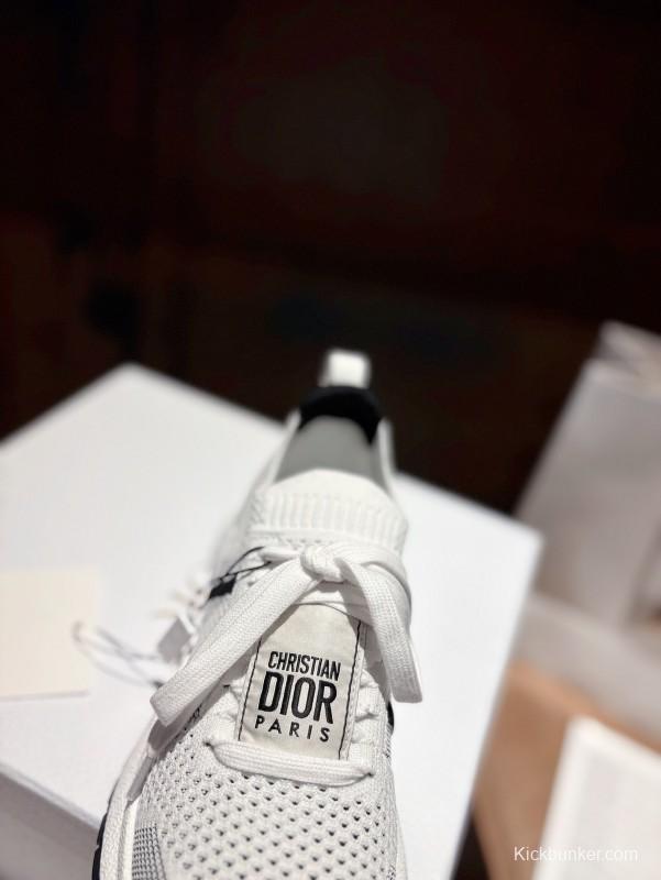 2025 Unisex Dior White Black Flyknit Sneakers LY00260