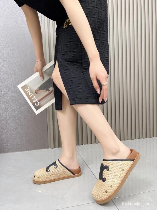 2025 Slippers CELINE Beige Black Leather Slippers LY00240