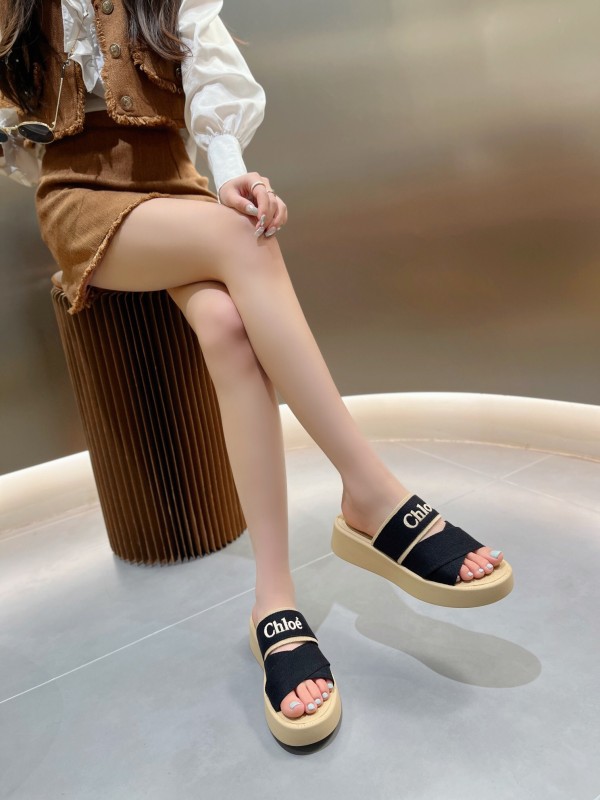 2025 Chloe Black Fabric Slippers LY00240