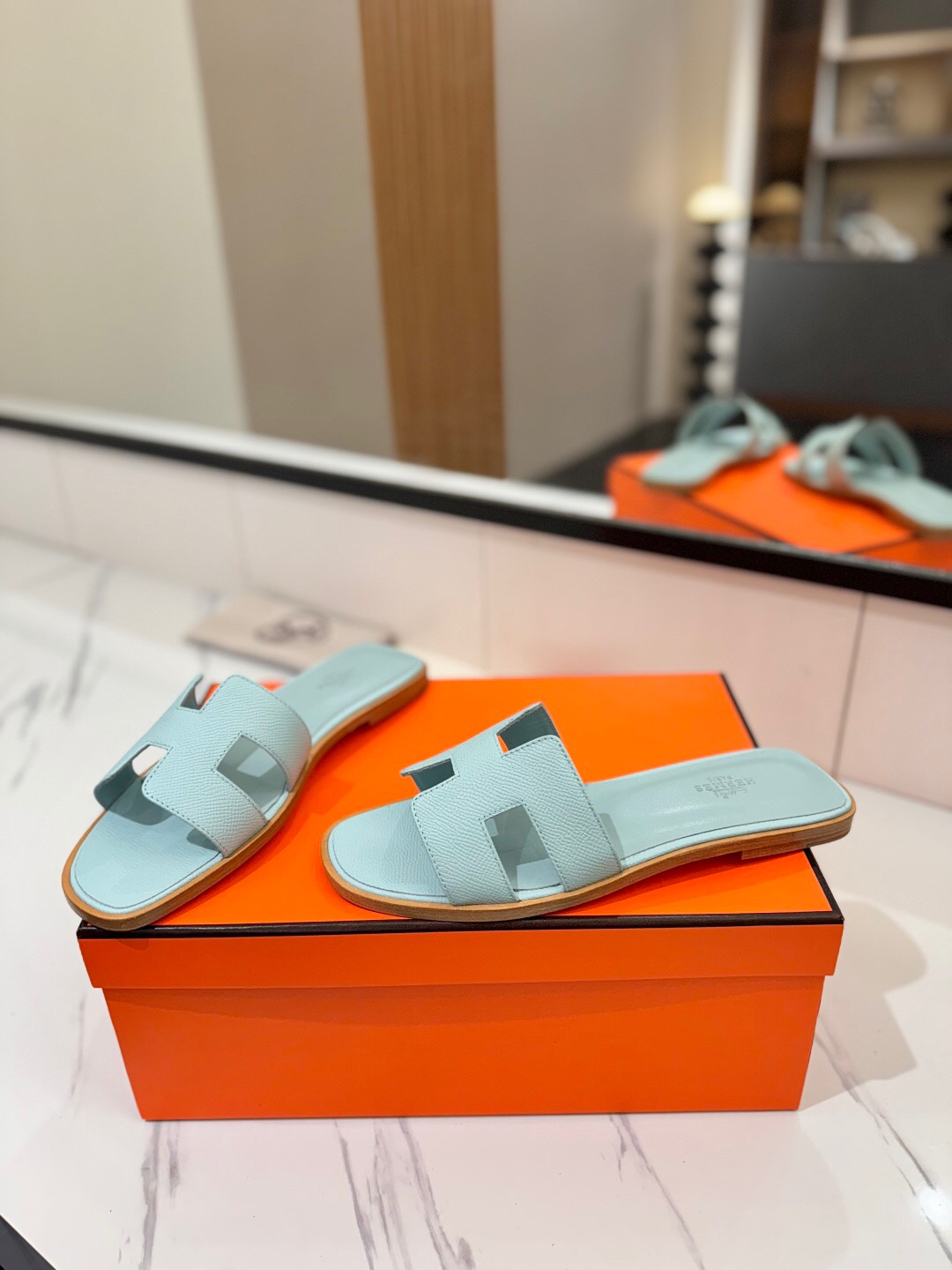 2025 Women Hermès Light Blue Leather Slippers