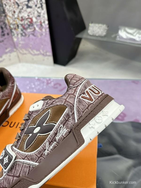 2024 Unisex Louis Vuitton Brown Silk Leather Denim Plimsolls Magic Tape MJ00410