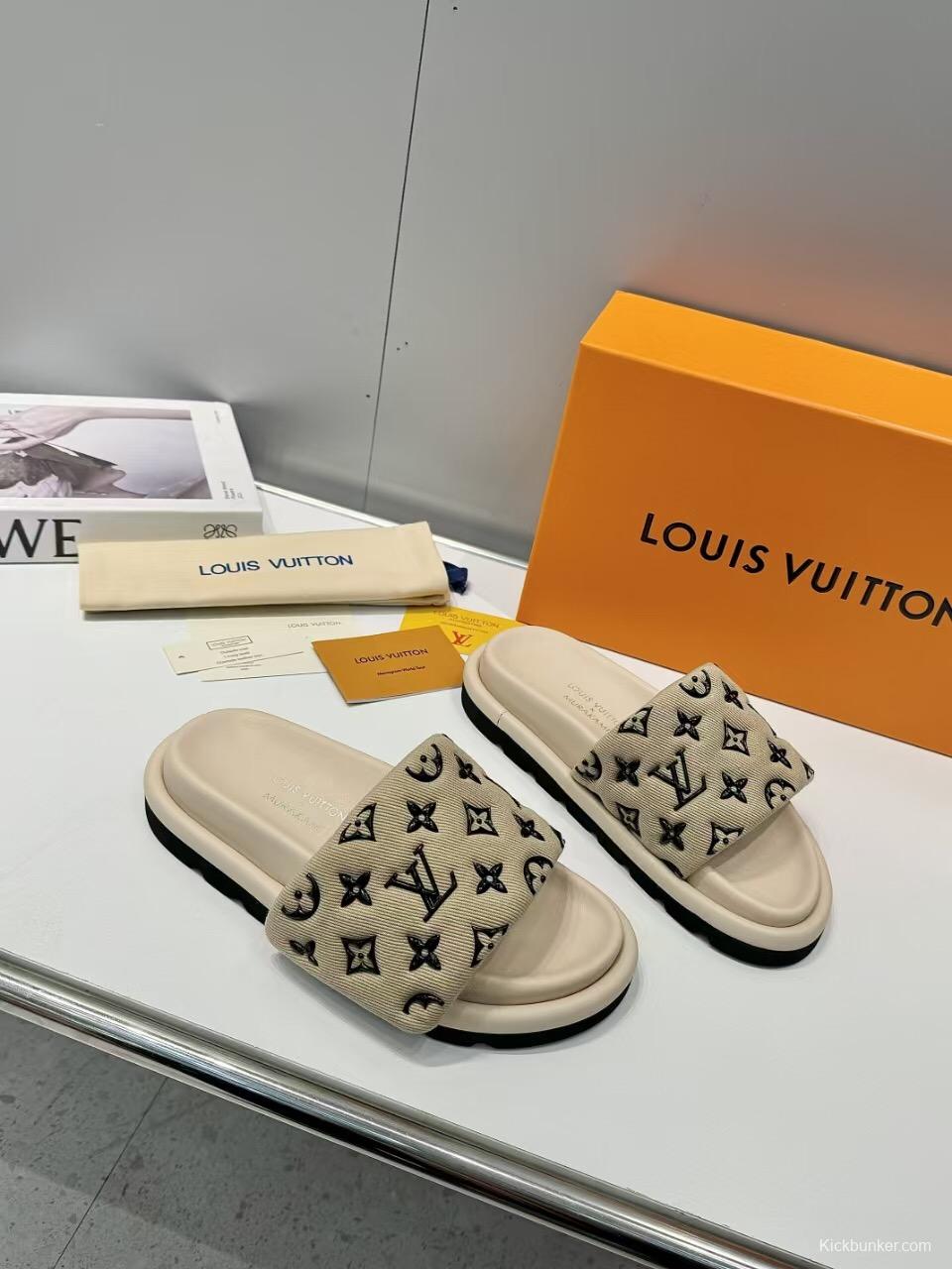 2025 Slippers Louis Vuitton Beige Fabric Slippers