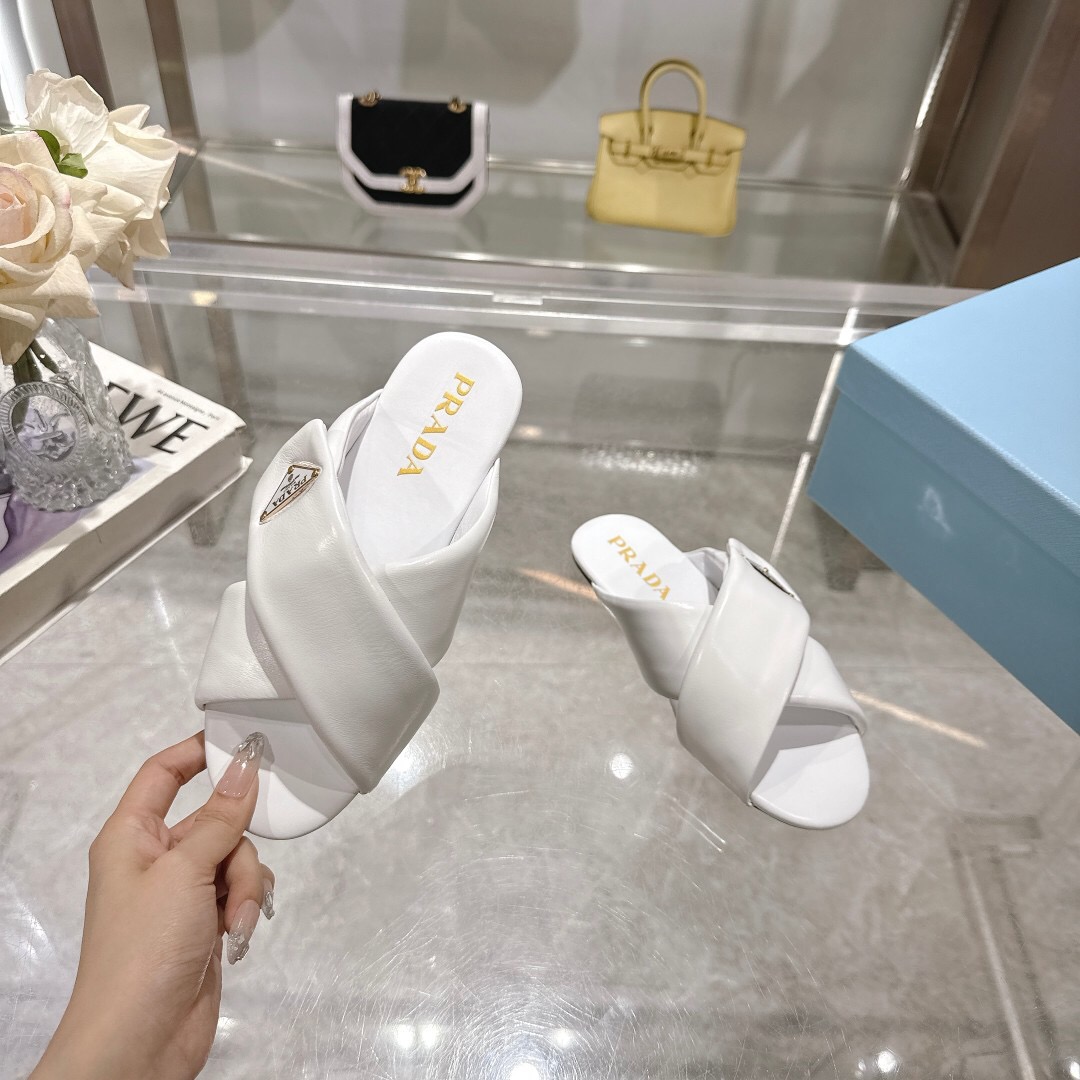 2025 Women Prada White Leather Slippers