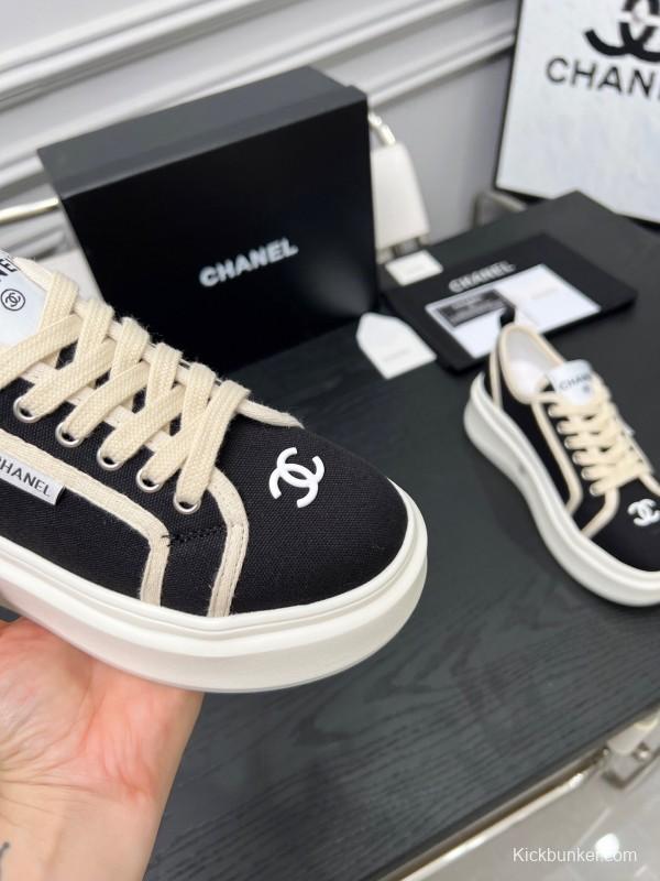 2025 Women Chanel Black White Canvas Sneakers LY00250
