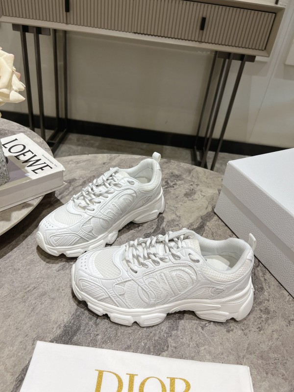 2025 Women Dior White Fabric Running Shoes KFY00370