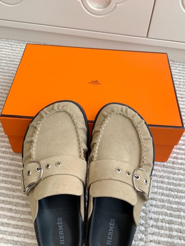 2025 Women Hermès Beige Suede Mule Loafers KFY00290