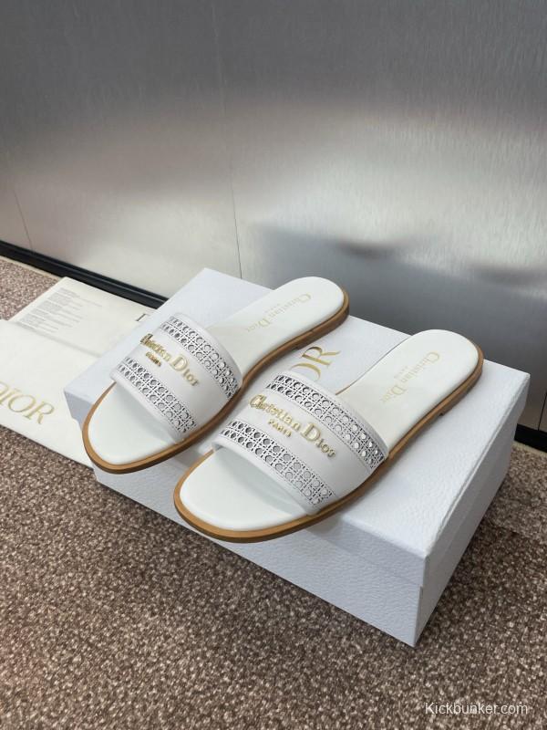 2025 Women Dior White Leather Slippers KFY00300