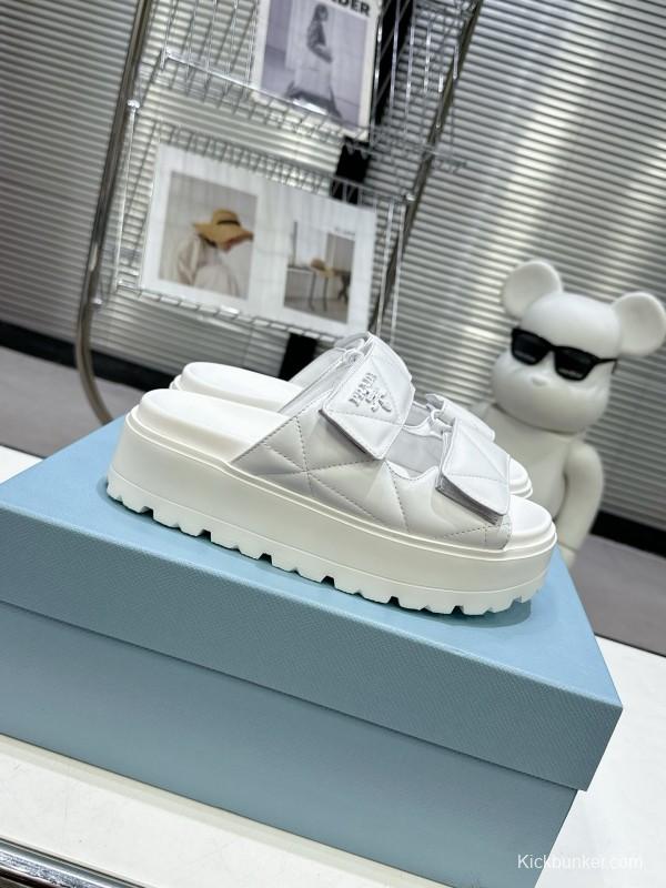 2025 Women Prada White Leather Sandals