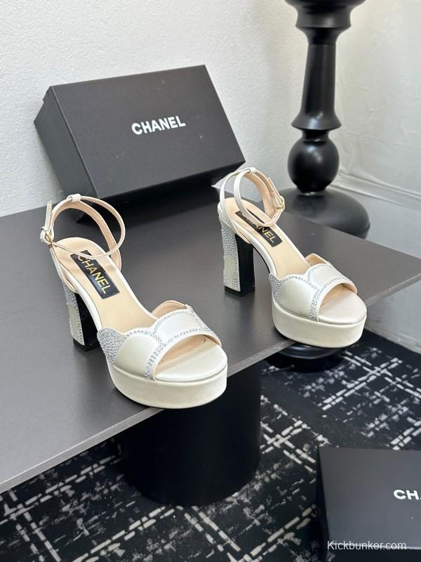 2025 Women Chanel White Leather Platform Sandals Beaded LY00320
