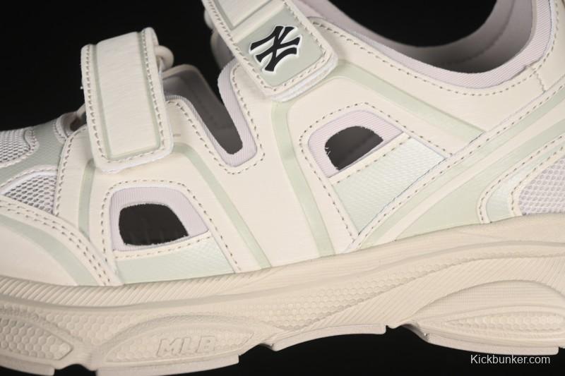 New York Yankees MLB Ace Runner Mask Jane Summer Casual Sandals - 3ASDACE5350CRS