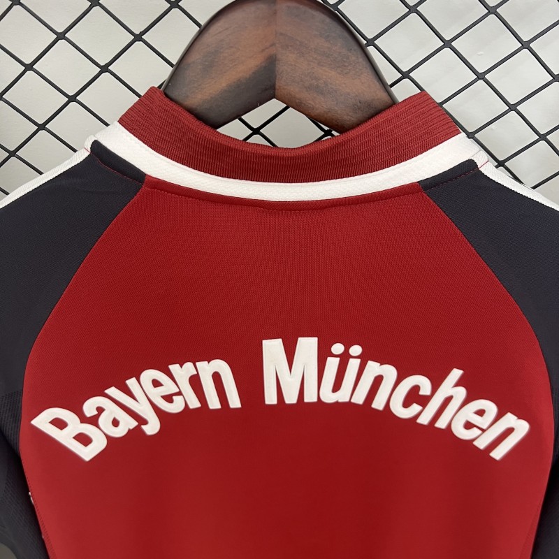 01/02 Retro Bayern Munich Home Jersey