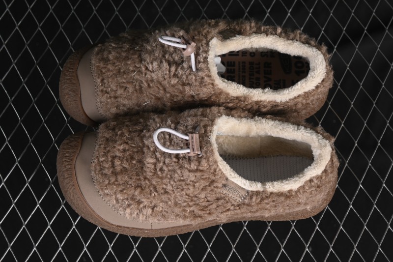 Keen Howser III Slide Winter Plush Casual Lifestyle Shoe - 1029435