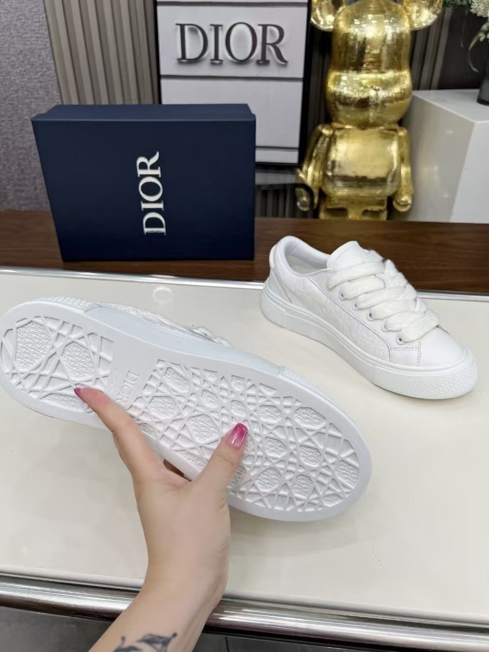 Dior B33 Sneakers Classic Tennis Shoe Redesign - AS00290