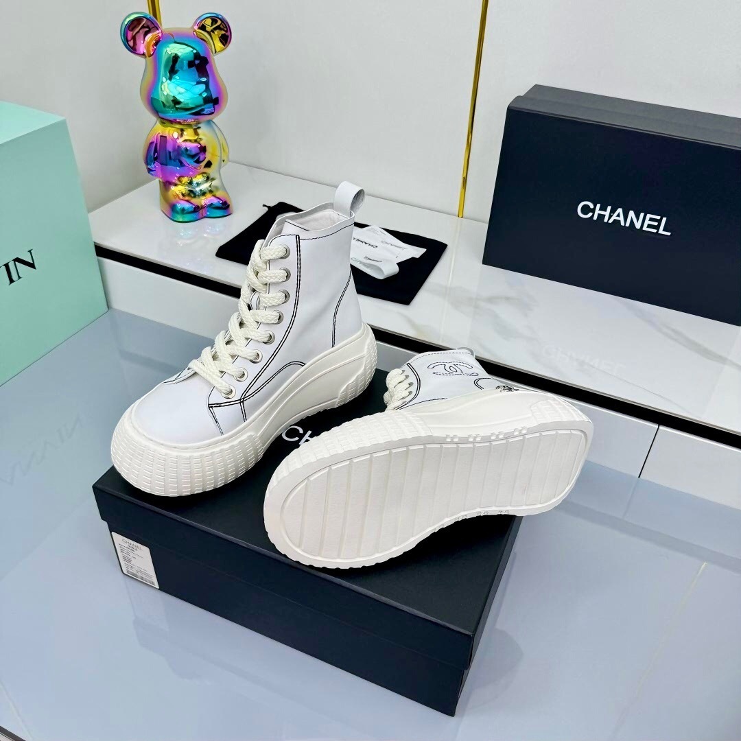 Chanel 2025 SS Short Boots Essential Fall Winter Fashion Item - LY00380