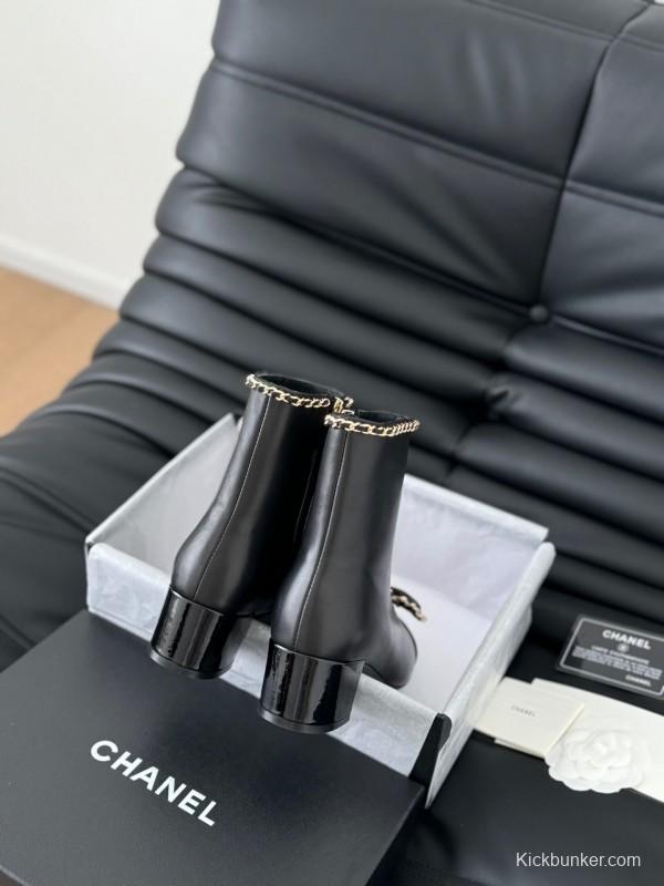 Chanel Classic Chain Boots for Women - LY00380