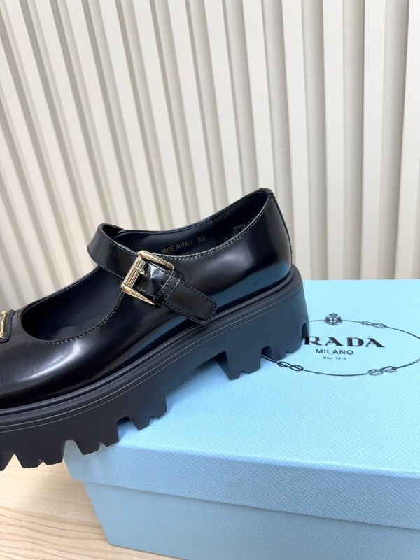Prada 2025 SS Platform Mary Jane Shoes - LY00300